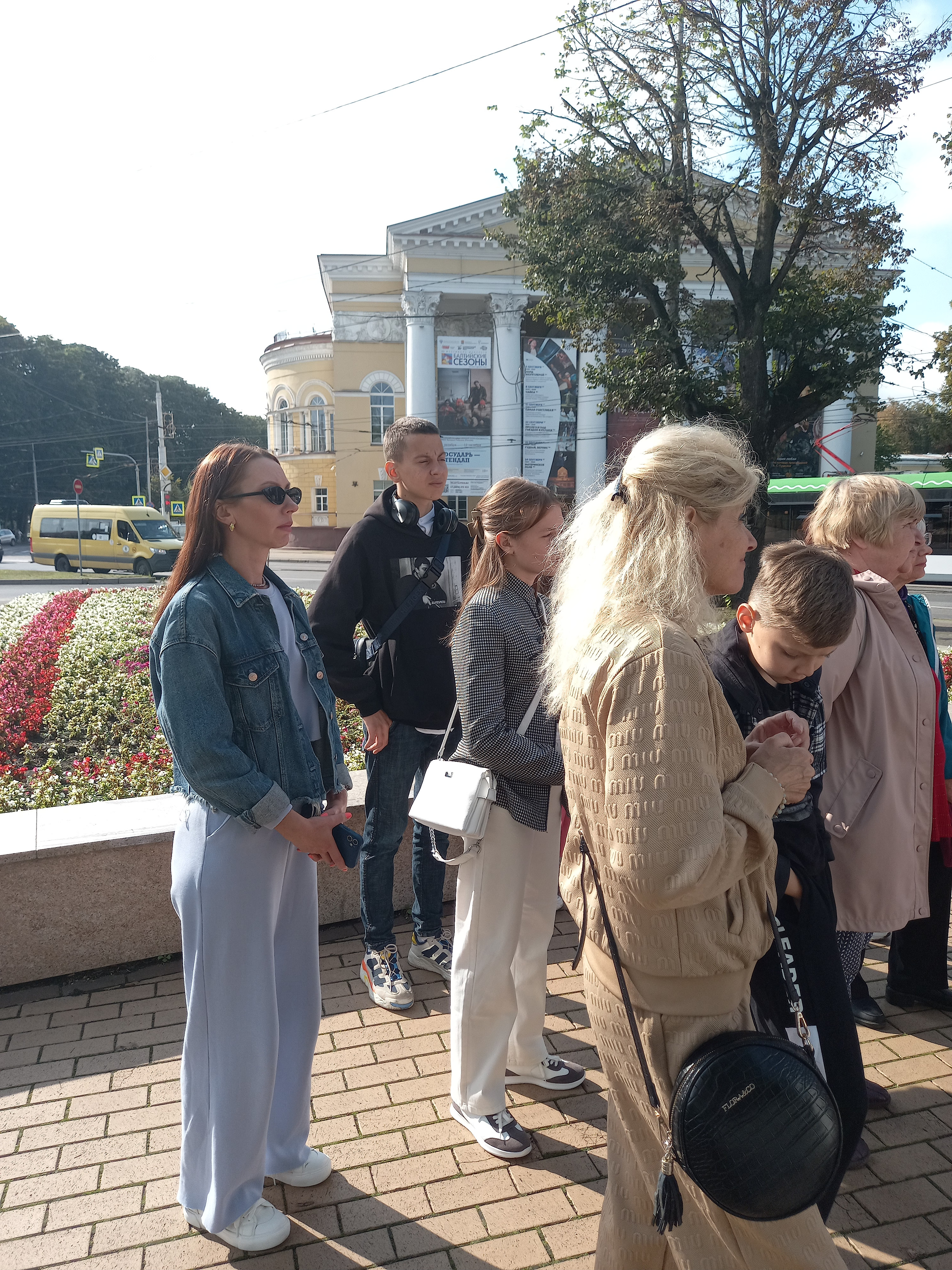 15.09 в рамках туристческой программы,учащиеся 8 &amp;quot;Е&amp;quot; класса посетили экскурсию на тему &amp;quot;Мир искусств вокруг библиотеки&amp;quot;. Ознакомились с архитектурой Пруссии..